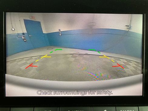 Used 2022 Nissan Pathfinder SV w/ SV Premium Package image 23