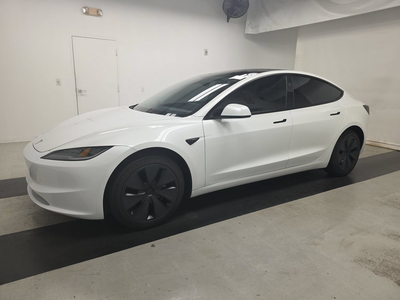 Used 2025 Tesla Model 3 Long Range RWD image 1