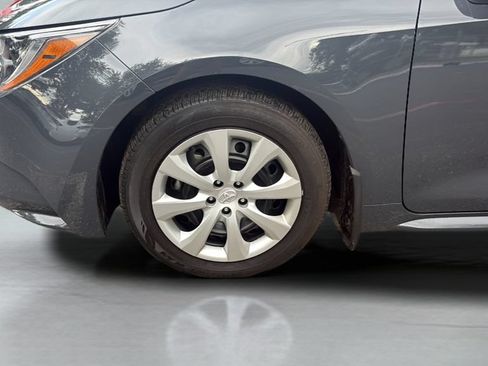 Used 2025 Toyota Corolla LE FWD image 24