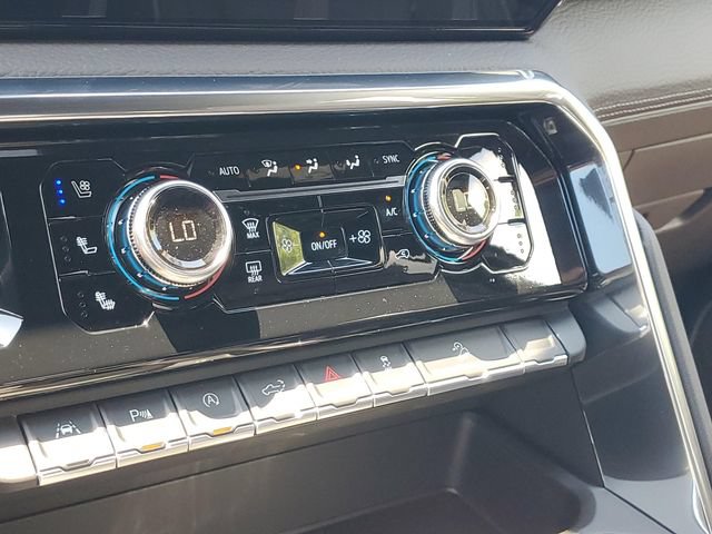 Used 2026 GMC Sierra 1500 Denali AWD/4WD image 18