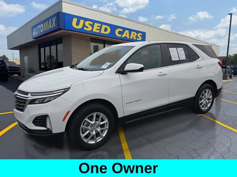 Used 2024 Chevrolet Equinox LT w/ LPO, Floor Liner Package AWD/4WD image 1