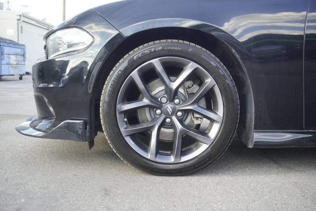 Used 2022 Dodge Charger R/T w/ Plus Group RWD image 23