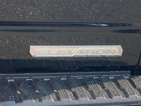 Used 2024 GMC Sierra 1500 Elevation AWD/4WD image 9