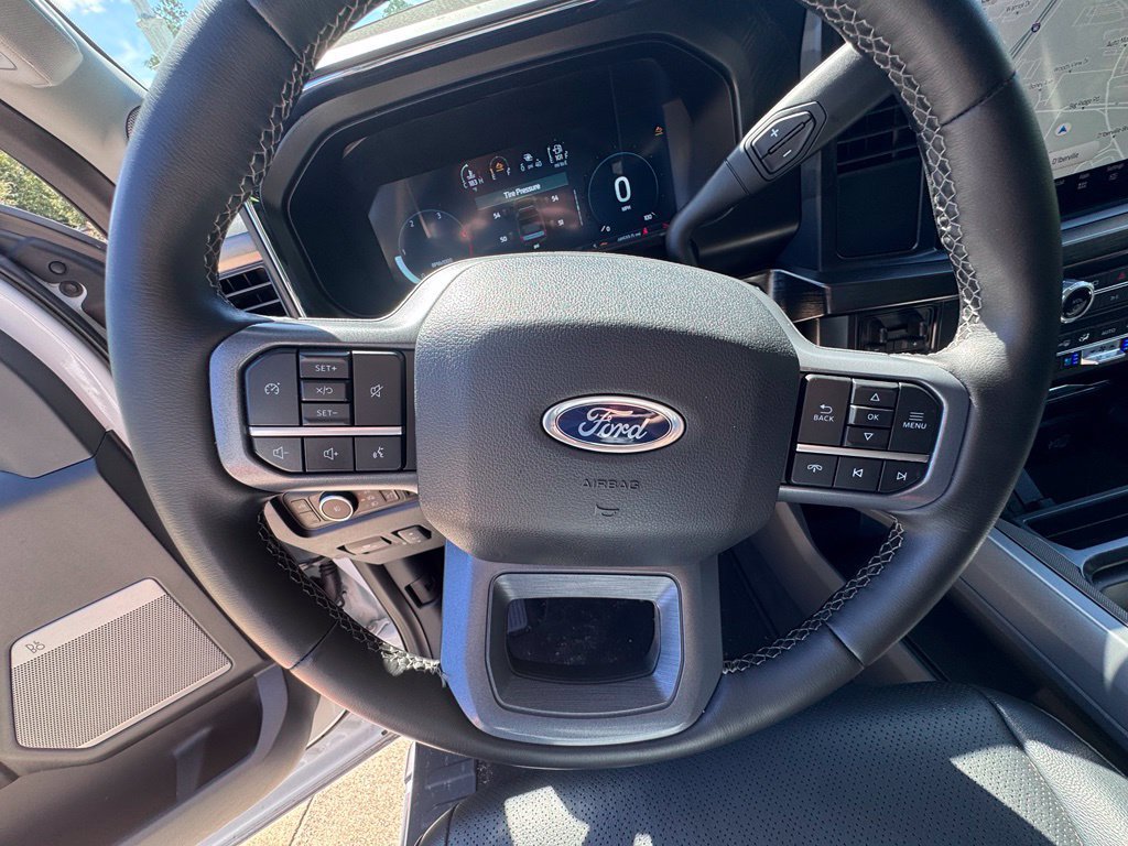 Used 2026 Ford F250 Lariat AWD/4WD image 28