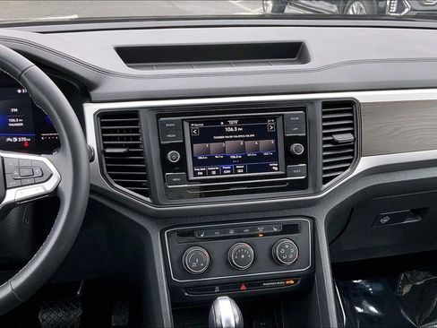 Used 2022 Volkswagen Atlas SE image 6