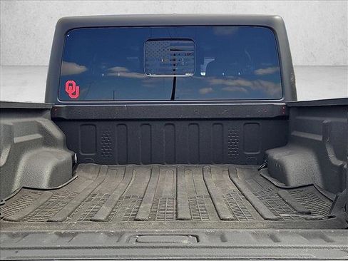 Used 2021 Jeep Gladiator Sport image 6