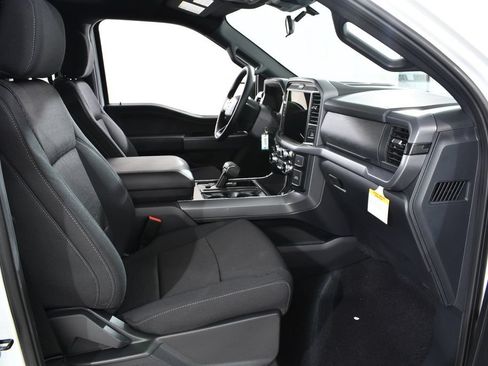 New 2026 Ford F150 XLT w/ XLT Black Appearance Package AWD/4WD image 10