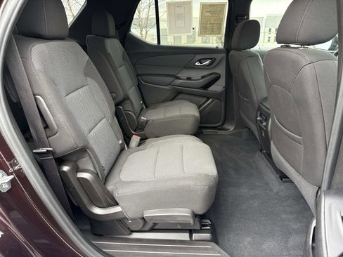 Used 2023 Chevrolet Traverse LT w/ LPO, Floor Liner Package image 19
