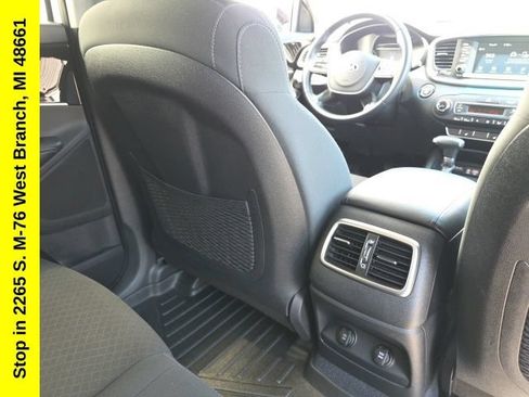 Used 2020 Kia Sorento S AWD/4WD image 44