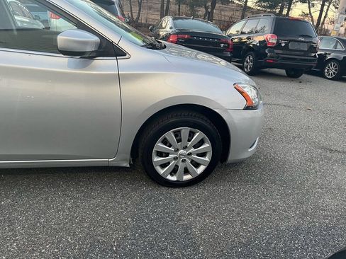 Used 2015 Nissan Sentra SV w/ Navigation Package FWD image 34