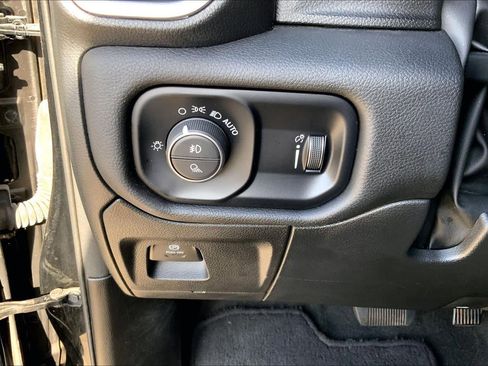 Used 2023 RAM 1500 Big Horn image 46