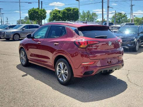Used 2023 Buick Encore GX Select w/ Sport Touring Package FWD image 3