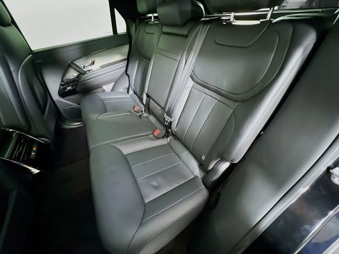 Used 2025 Land Rover Range Rover Sport SE image 26