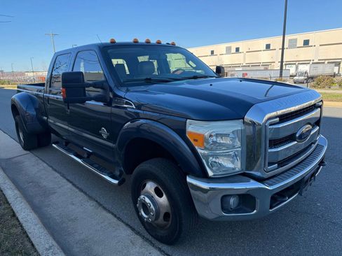 Used 2016 Ford F350 Lariat w/ Lariat Ultimate Package AWD/4WD image 3