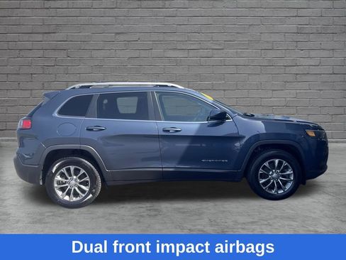 Used 2019 Jeep Cherokee Latitude Plus w/ Cold Weather Group AWD/4WD image 9