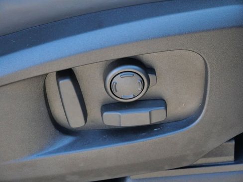 Used 2024 Land Rover Defender 110 Carpathian Edition image 16