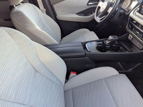 Certified 2023 Nissan Rogue SV image 12