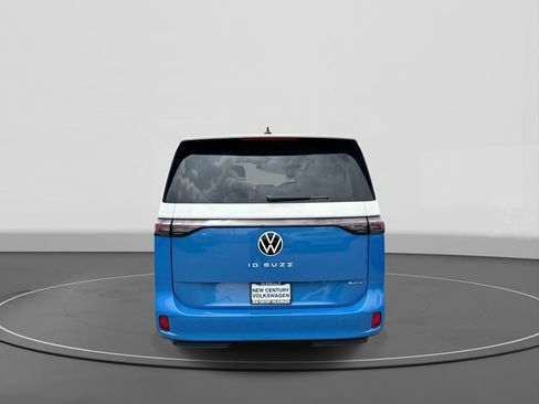 New 2025 Volkswagen ID. Buzz Pro S Plus AWD/4WD image 4
