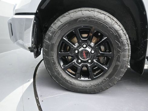 Used 2020 Toyota Tundra SR5 w/ SR5 Upgrade Package RWD image 11