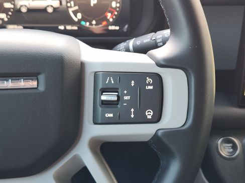 Certified 2024 Land Rover Defender 130 X-Dynamic SE AWD/4WD image 25