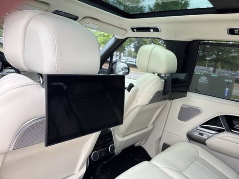 Used 2025 Land Rover Range Rover Long Wheelbase Autobiography AWD/4WD image 22