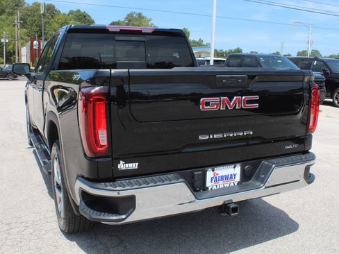 Used 2024 GMC Sierra 1500 SLT w/ SLT Premium Plus Package AWD/4WD image 15