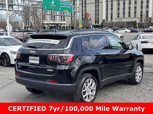 Certified 2023 Jeep Compass Latitude w/ Sun and Sound Group AWD/4WD image 3