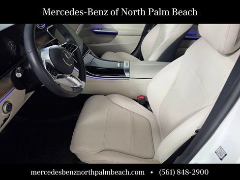 Used 2023 Mercedes-Benz C 300 Sedan image 9