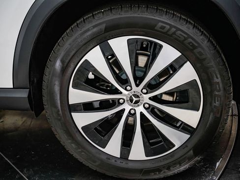 Used 2025 Mercedes-Benz GLE 350 4MATIC image 10