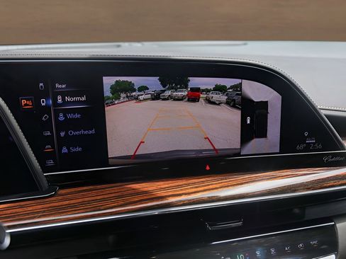 Used 2021 Cadillac Escalade Premium Luxury w/ Driver Assist Tech Package AWD/4WD image 18