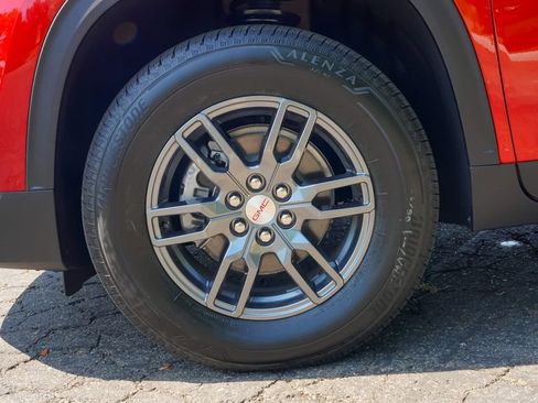 New 2025 GMC Acadia Elevation image 9