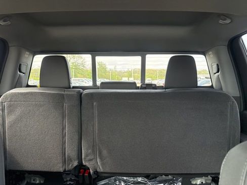 New 2026 GMC Sierra 2500 SLT w/ SLT Premium Package AWD/4WD image 17