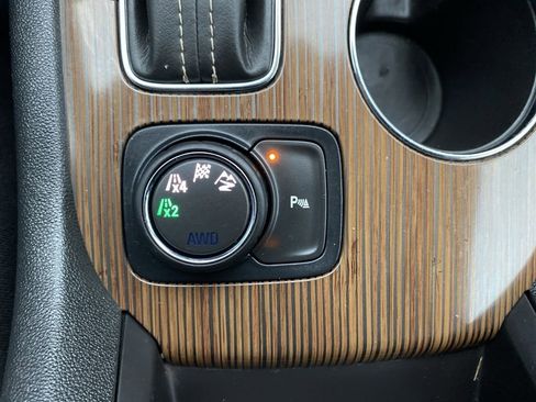 Used 2018 GMC Acadia SLE w/ Driver Alert Package I image 33