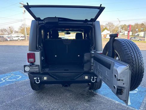 Used 2013 Jeep Wrangler Sahara w/ Dual Top Group image 26