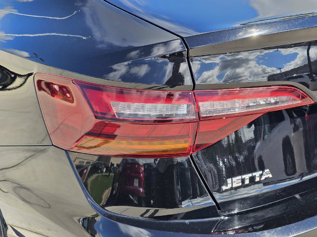 Used 2019 Volkswagen Jetta S FWD image 10