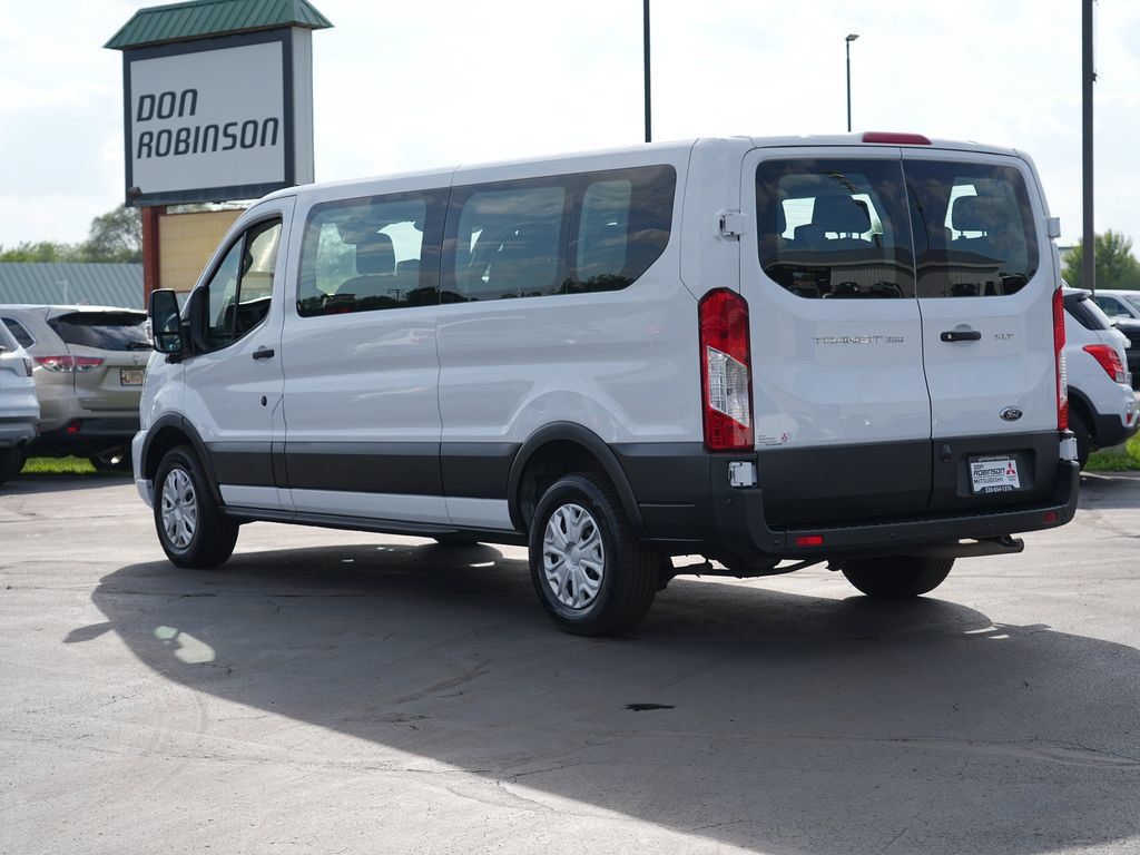 Used 2023 Ford Transit 350 XLT RWD image 5