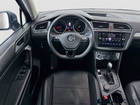 Used 2021 Volkswagen Tiguan SE AWD/4WD image 21