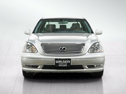 Used 2005 Lexus LS 430 RWD image 8