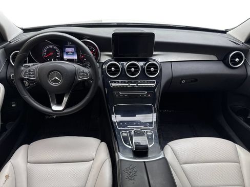 Used 2016 Mercedes-Benz C 300 4MATIC Sedan image 49