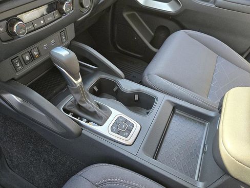 New 2026 Nissan Frontier SV image 14