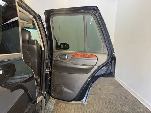 Used 2007 GMC Envoy Denali AWD/4WD image 26