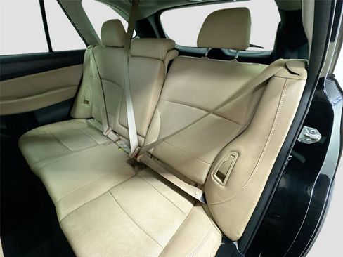 Used 2018 Subaru Outback 3.6R Limited image 25