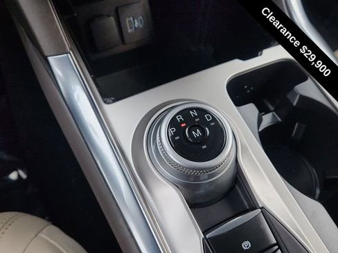 Used 2020 Ford Explorer Platinum w/ Premium Technology Package image 45