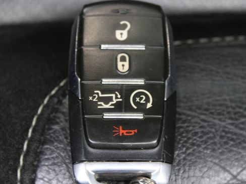 Used 2020 RAM 1500 Laramie AWD/4WD image 66