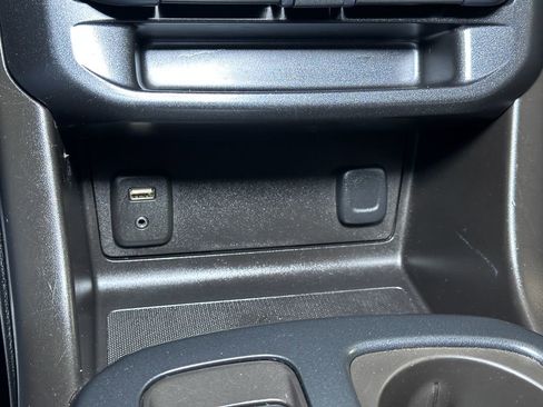 Used 2016 Chevrolet Colorado W/T w/ WT Convenience Package image 36