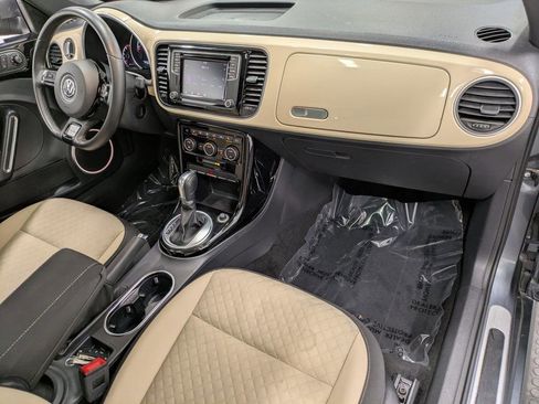 Used 2019 Volkswagen Beetle 2.0T S FWD image 34