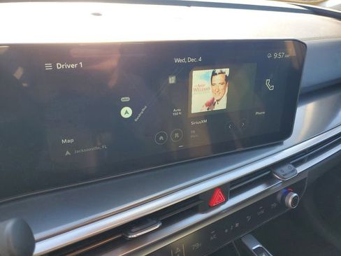 New 2025 Kia Sorento S w/ Panoramic Sunroof Package image 15