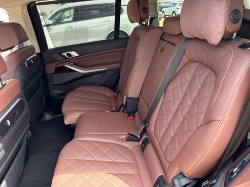 Certified 2024 BMW X7 xDrive40i w/ Executive Package AWD/4WD image 11