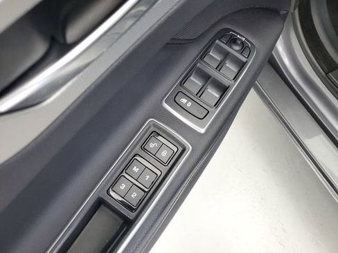 Used 2017 Jaguar XF Prestige AWD/4WD image 21