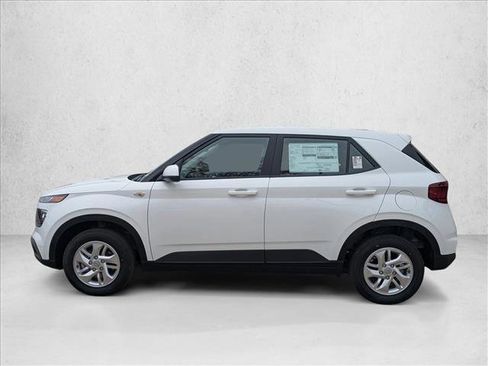 New 2026 Hyundai Venue SE image 5